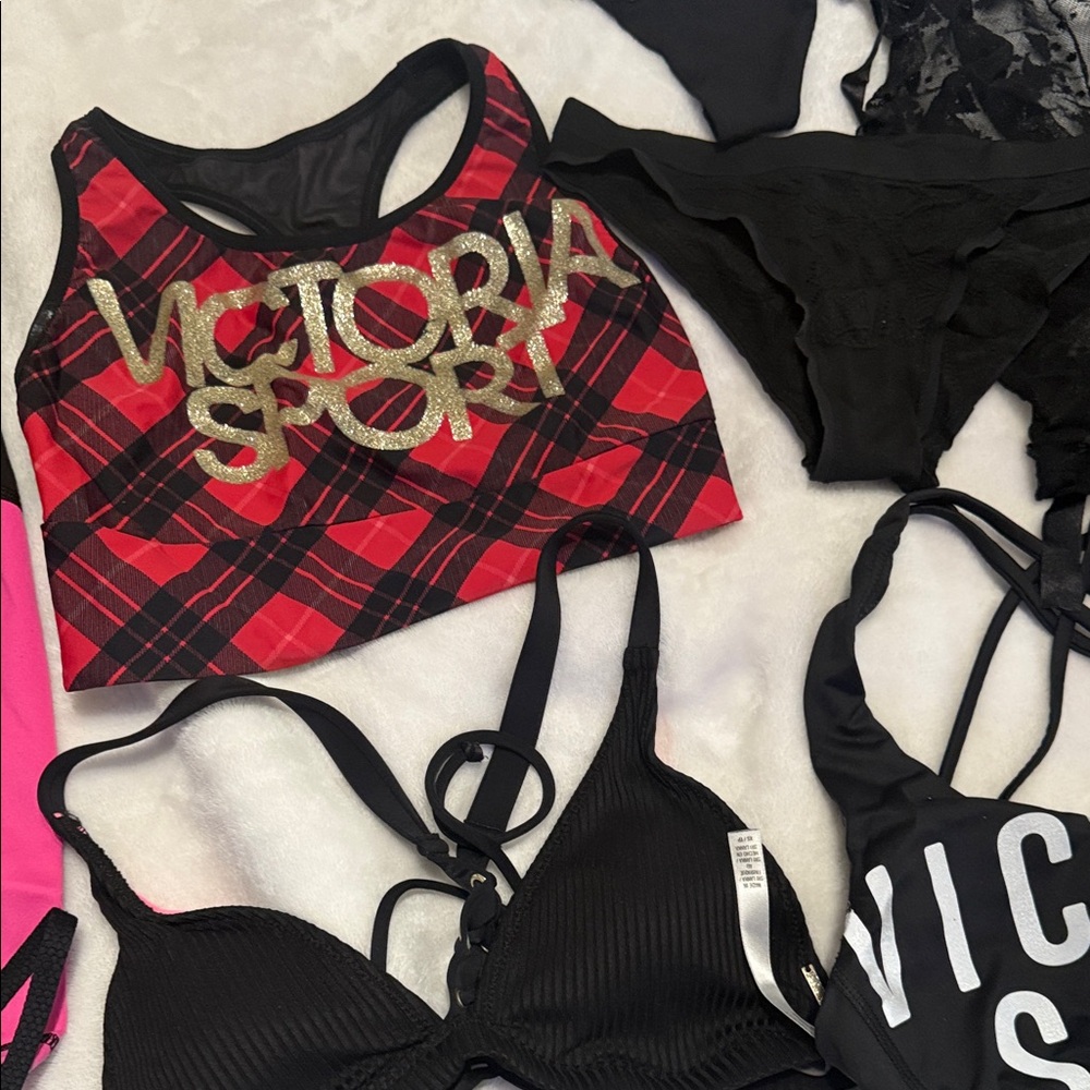 Victoria's Secret Bundle - Picture 5 of 10